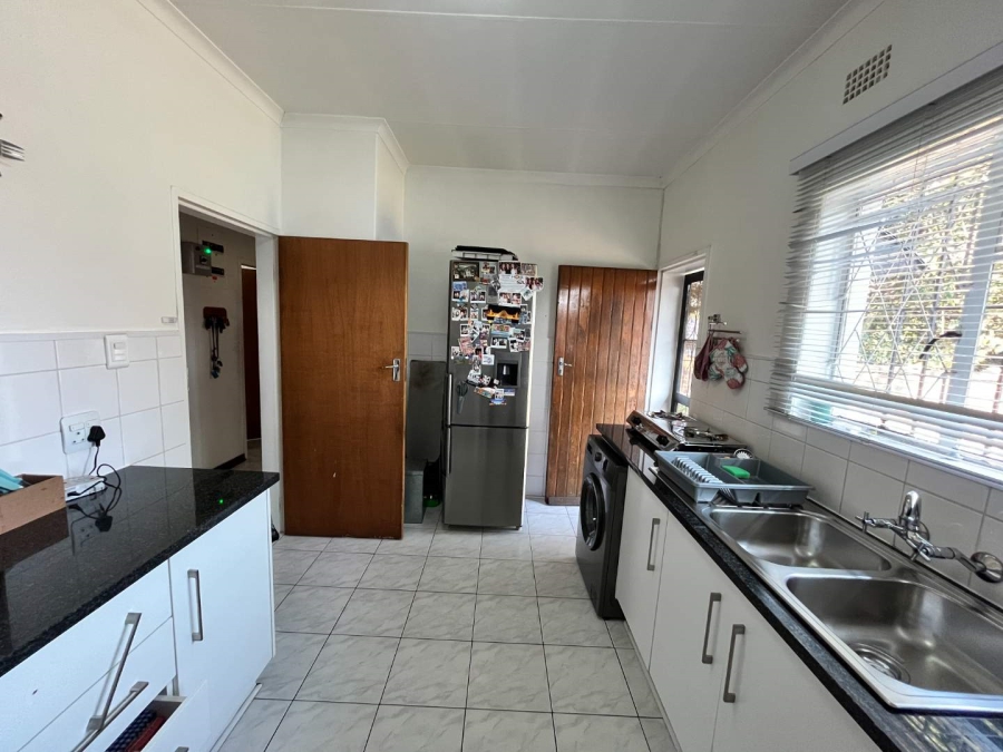 4 Bedroom Property for Sale in Brackenhurst Gauteng