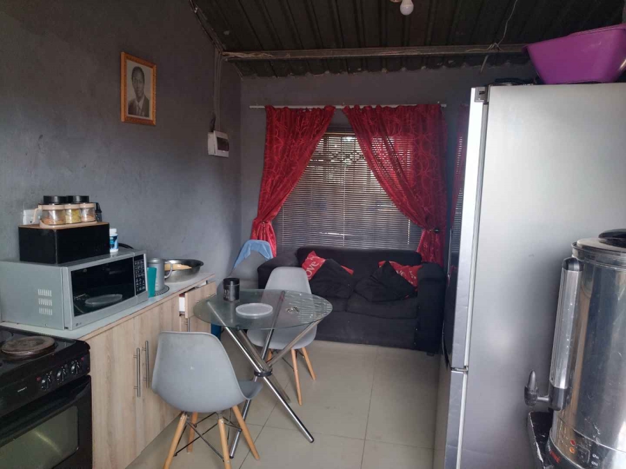 To Let 2 Bedroom Property for Rent in Soshanguve V Gauteng