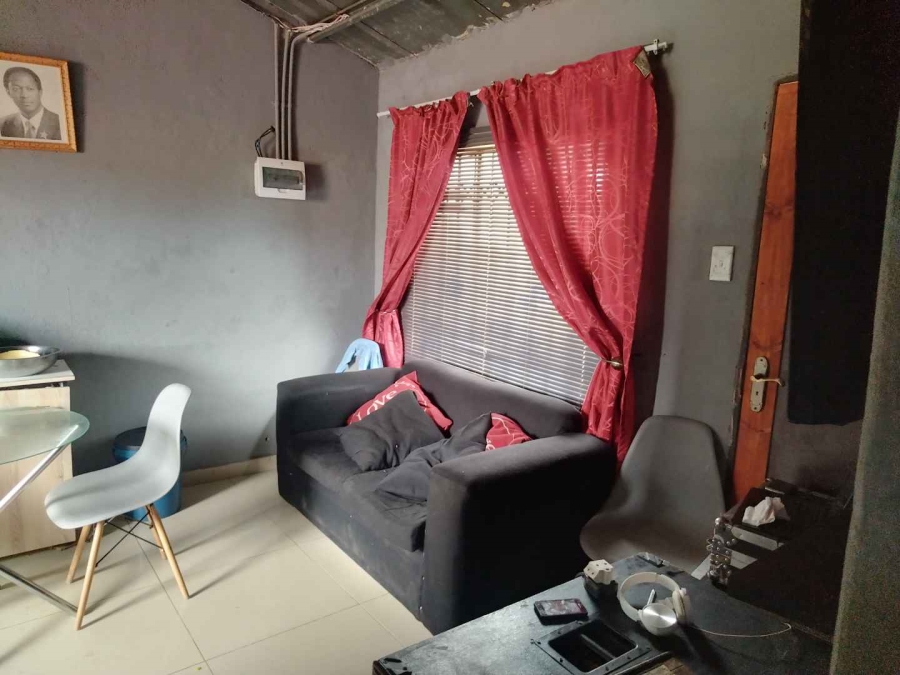 To Let 2 Bedroom Property for Rent in Soshanguve V Gauteng