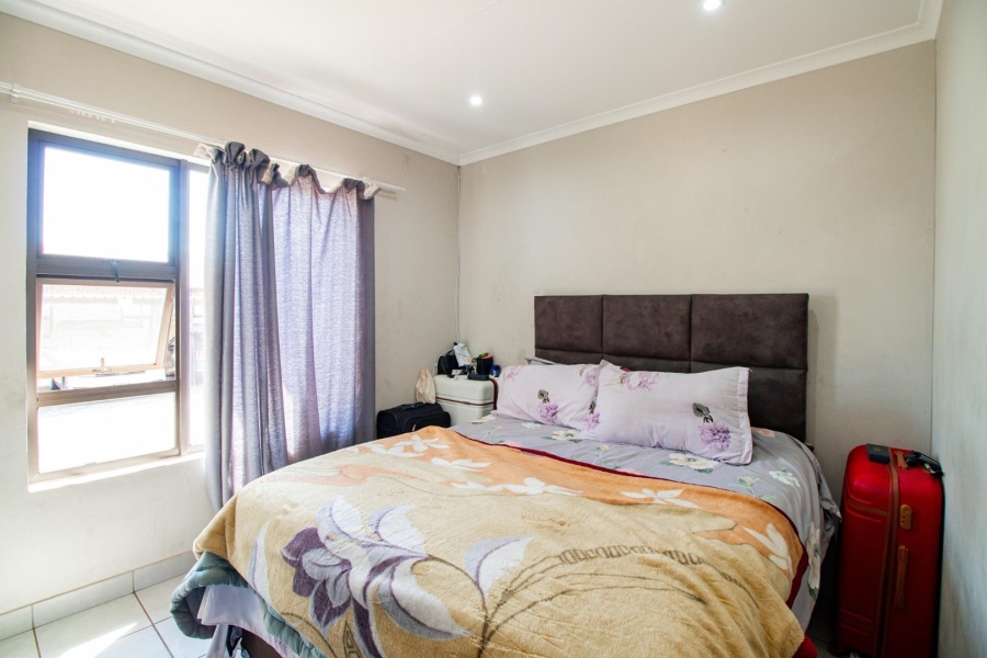 2 Bedroom Property for Sale in Dawn Park Gauteng