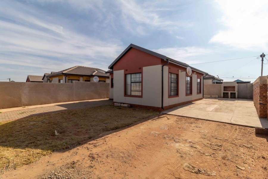 3 Bedroom Property for Sale in Goudrand Gauteng