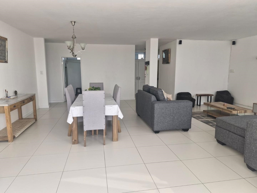 2 Bedroom Property for Sale in Benmore Gardens Gauteng