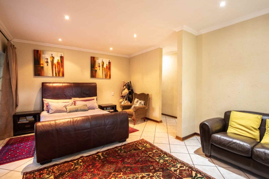 4 Bedroom Property for Sale in Wapadrand Gauteng