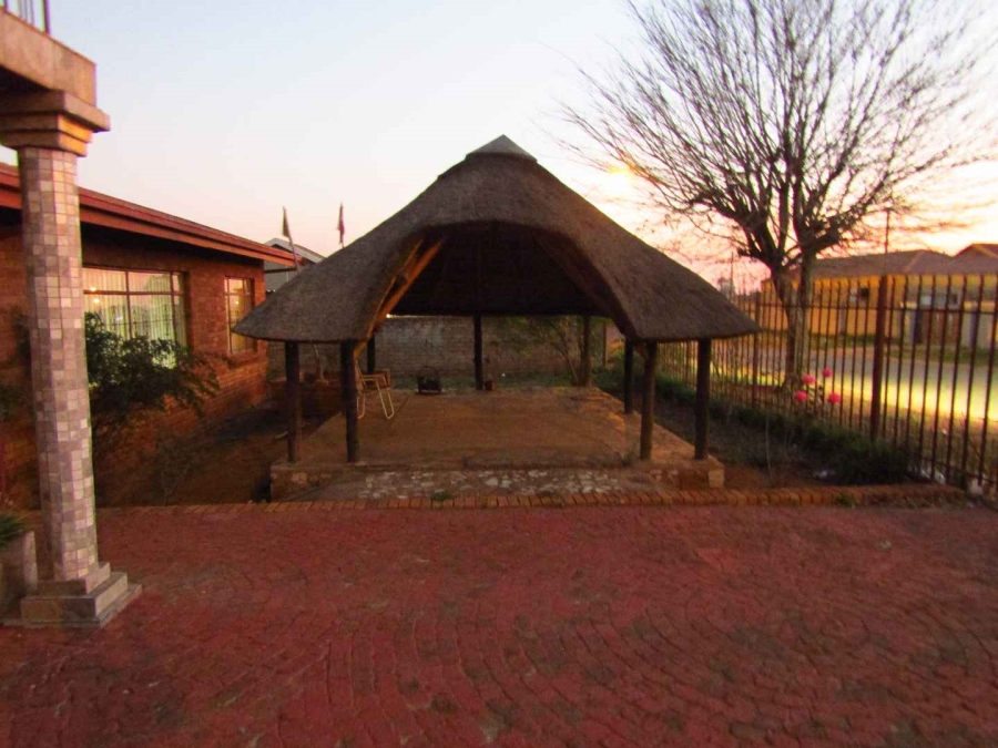 4 Bedroom Property for Sale in Palm Ridge Gauteng