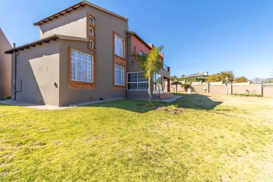 3 Bedroom Property for Sale in Laser Park Gauteng