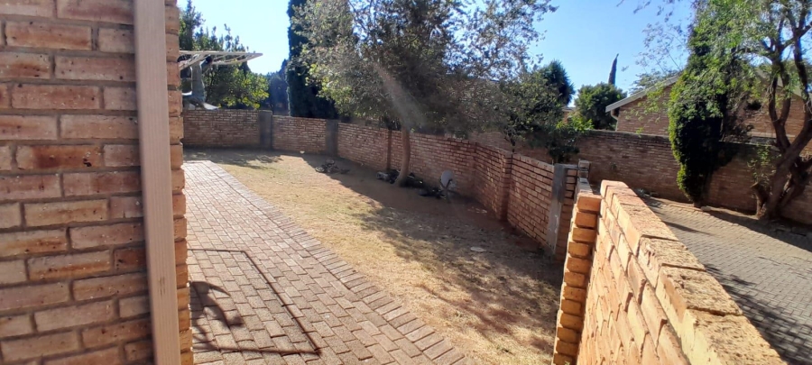 3 Bedroom Property for Sale in Heuwelsig Estate Gauteng