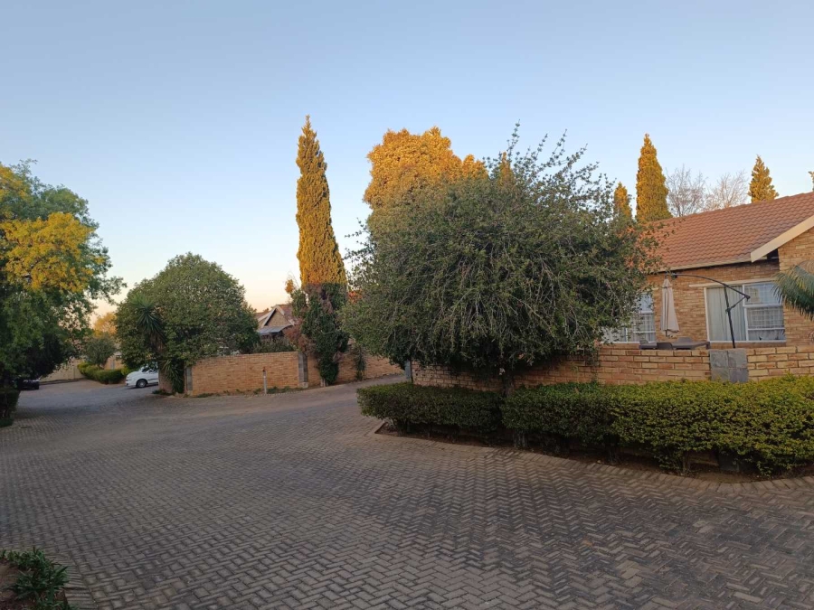 3 Bedroom Property for Sale in Heuwelsig Estate Gauteng