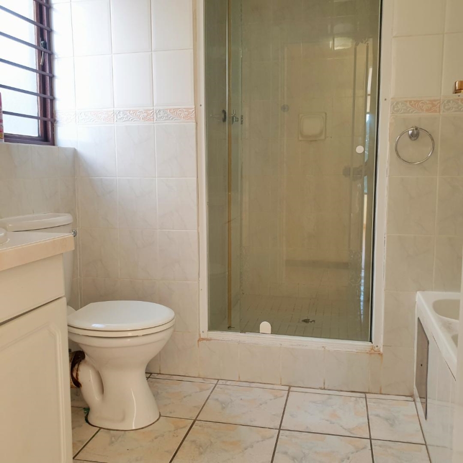 2 Bedroom Property for Sale in Northcliff Gauteng