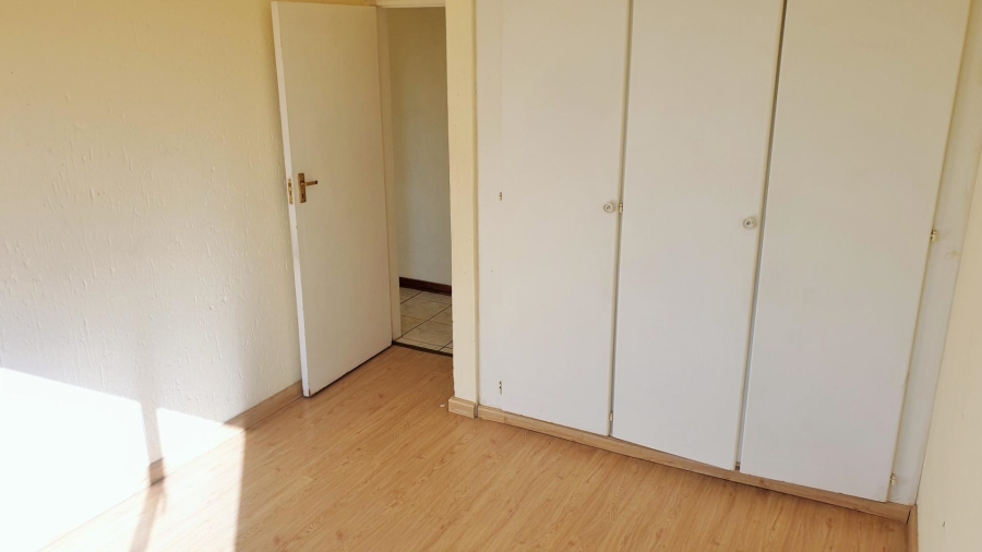 2 Bedroom Property for Sale in Northcliff Gauteng