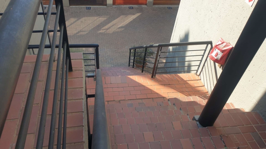 2 Bedroom Property for Sale in Northcliff Gauteng