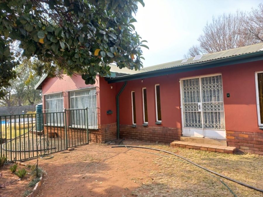 4 Bedroom Property for Sale in Lyttelton Manor Gauteng