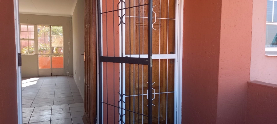 2 Bedroom Property for Sale in Meyersdal Gauteng