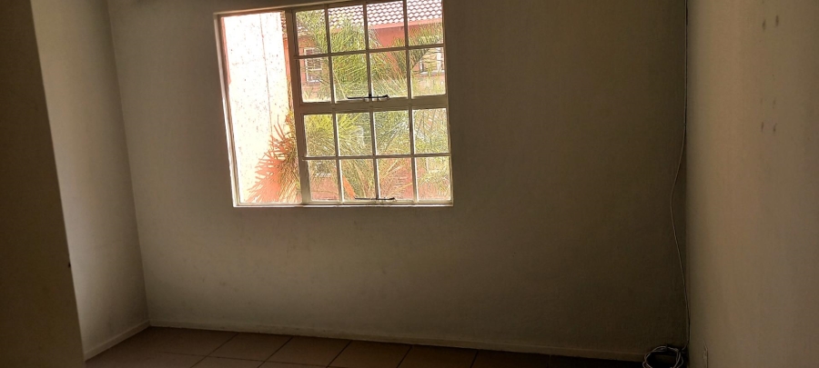 2 Bedroom Property for Sale in Meyersdal Gauteng