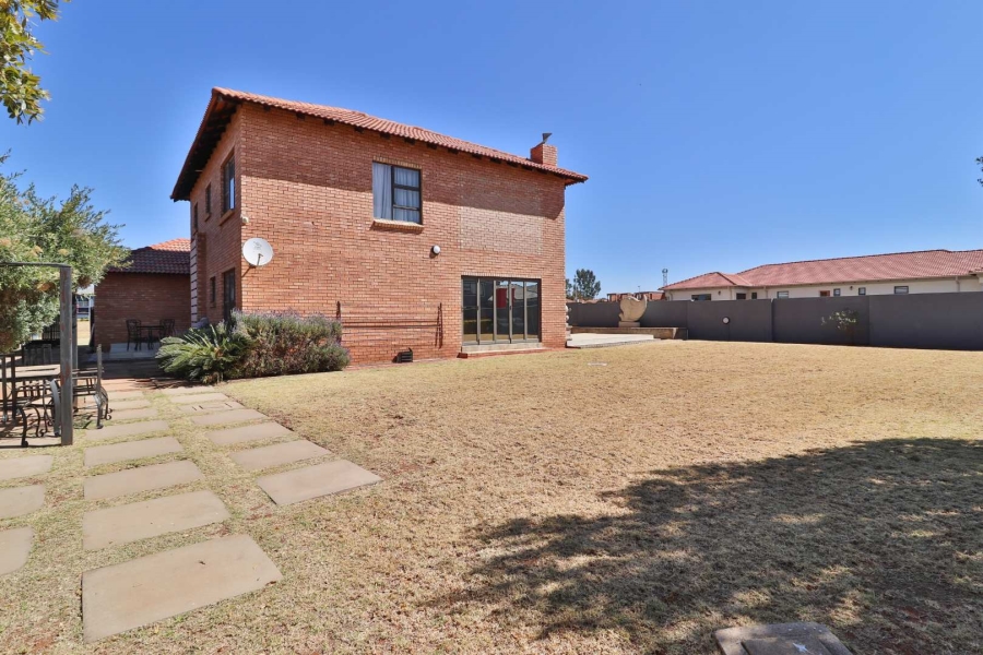 4 Bedroom Property for Sale in Rayton Gauteng