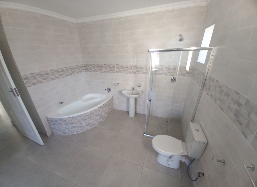 3 Bedroom Property for Sale in Kwaggasrand Gauteng