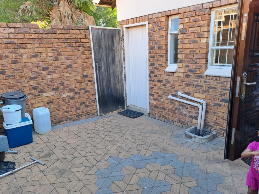 4 Bedroom Property for Sale in The Reeds Gauteng