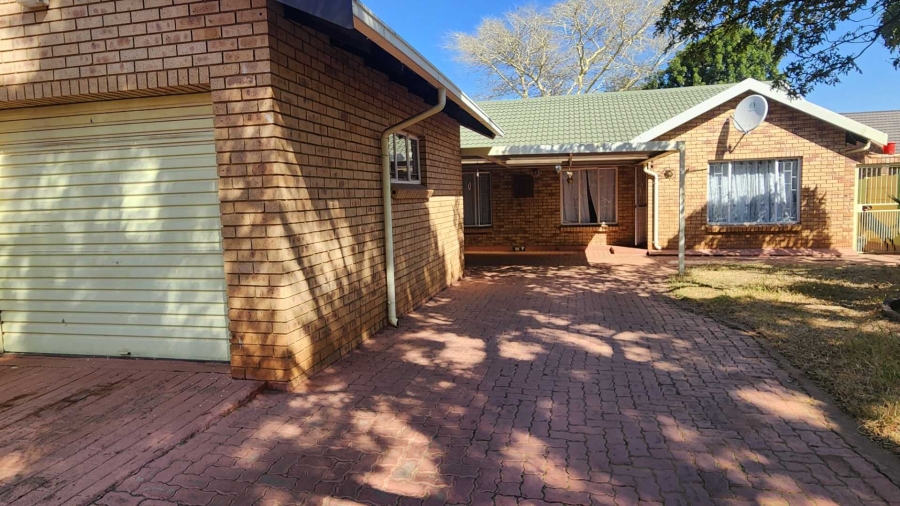 To Let 3 Bedroom Property for Rent in The Orchards Gauteng