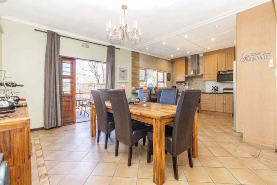 4 Bedroom Property for Sale in Constantia Kloof Gauteng