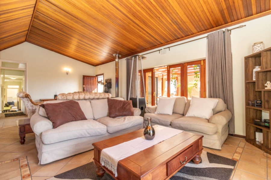 4 Bedroom Property for Sale in Constantia Kloof Gauteng