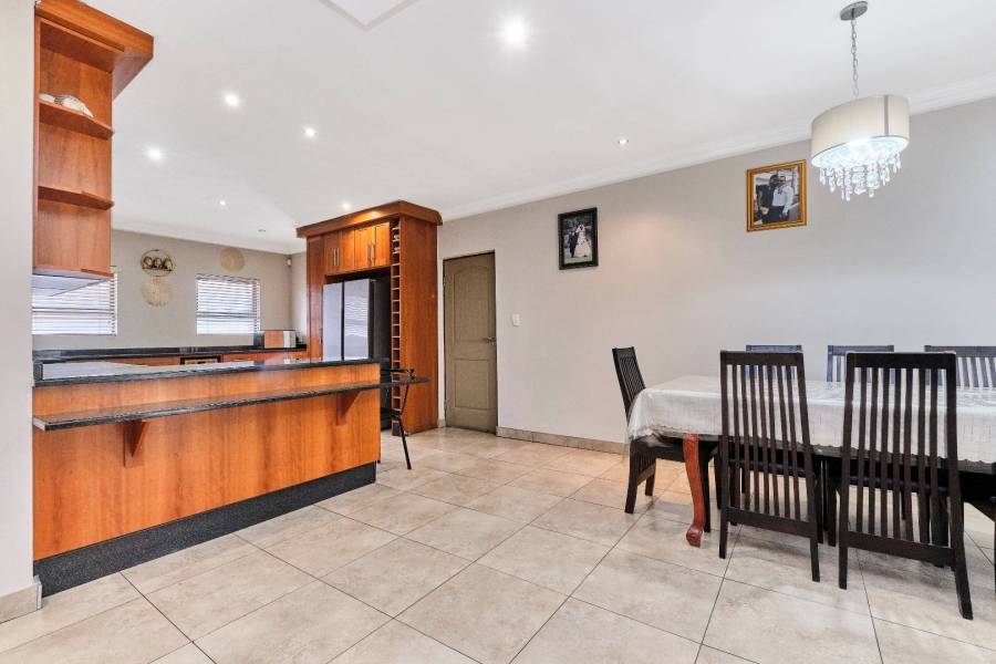 3 Bedroom Property for Sale in Strubensvallei Gauteng