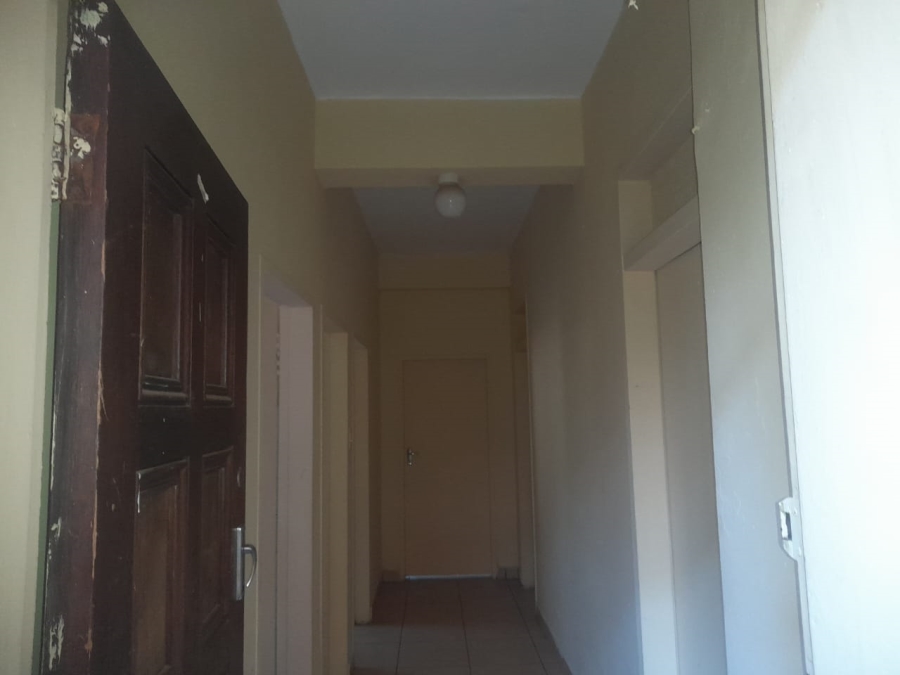 To Let 2 Bedroom Property for Rent in Yeoville Gauteng