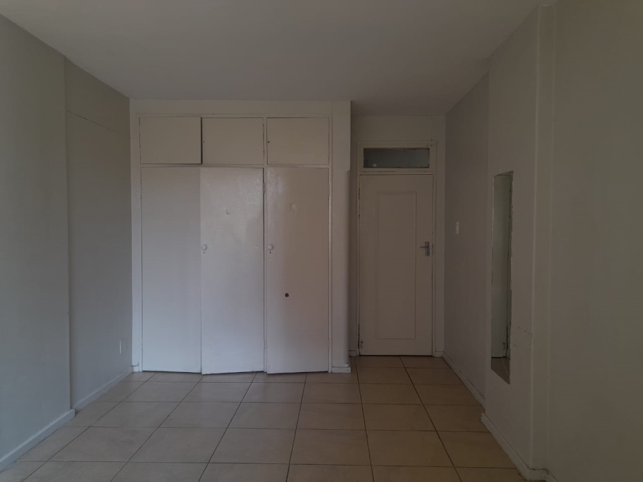 To Let 2 Bedroom Property for Rent in Yeoville Gauteng