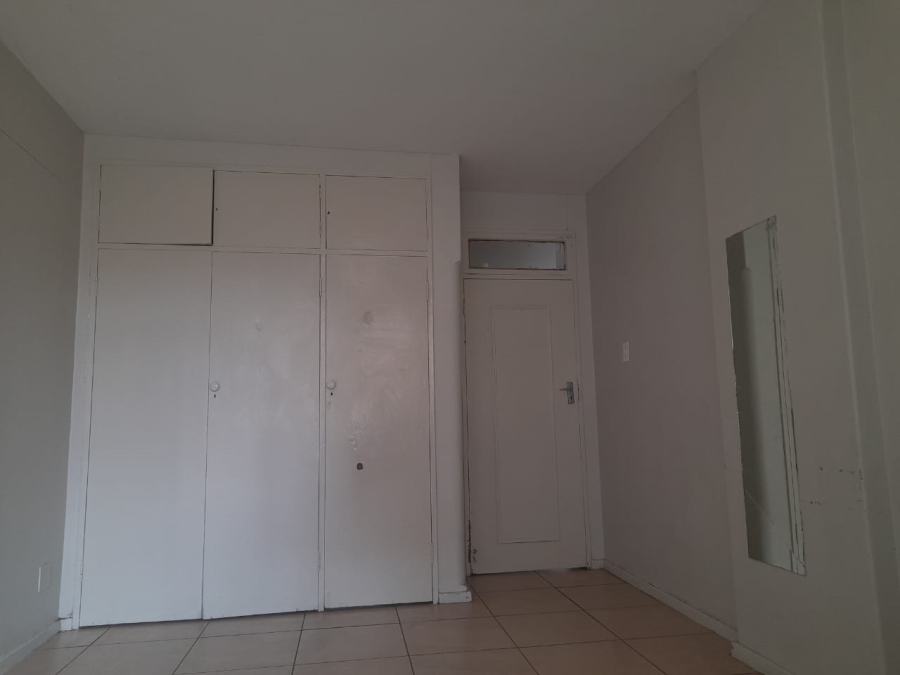 To Let 2 Bedroom Property for Rent in Yeoville Gauteng