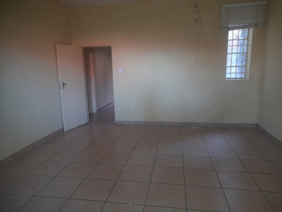 To Let 2 Bedroom Property for Rent in Yeoville Gauteng