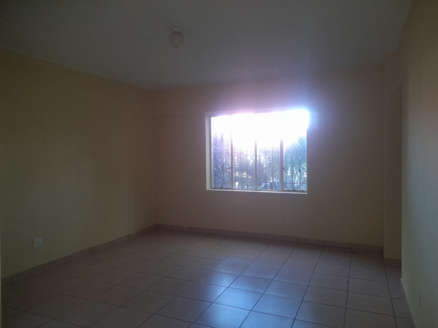 To Let 2 Bedroom Property for Rent in Yeoville Gauteng