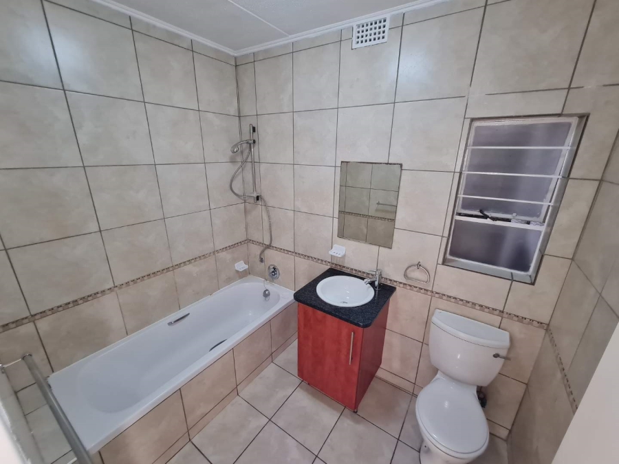 2 Bedroom Property for Sale in Ferndale Gauteng