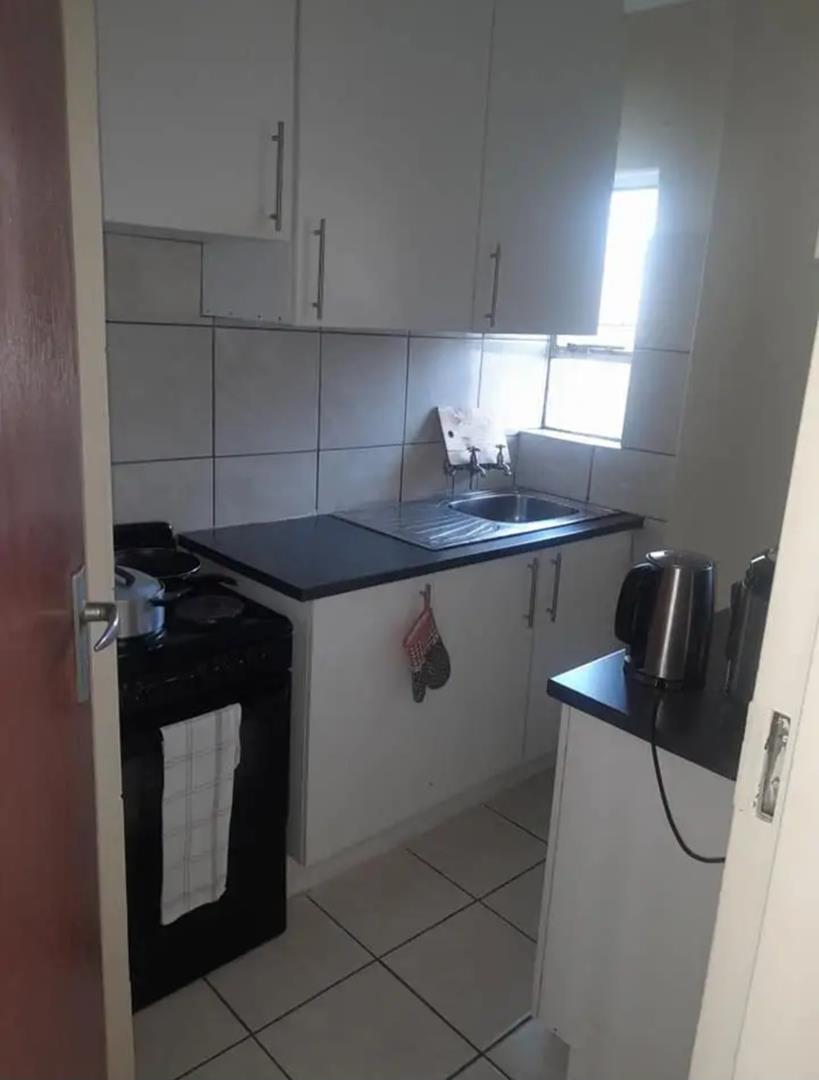 1 Bedroom Property for Sale in Sunnyside Gauteng