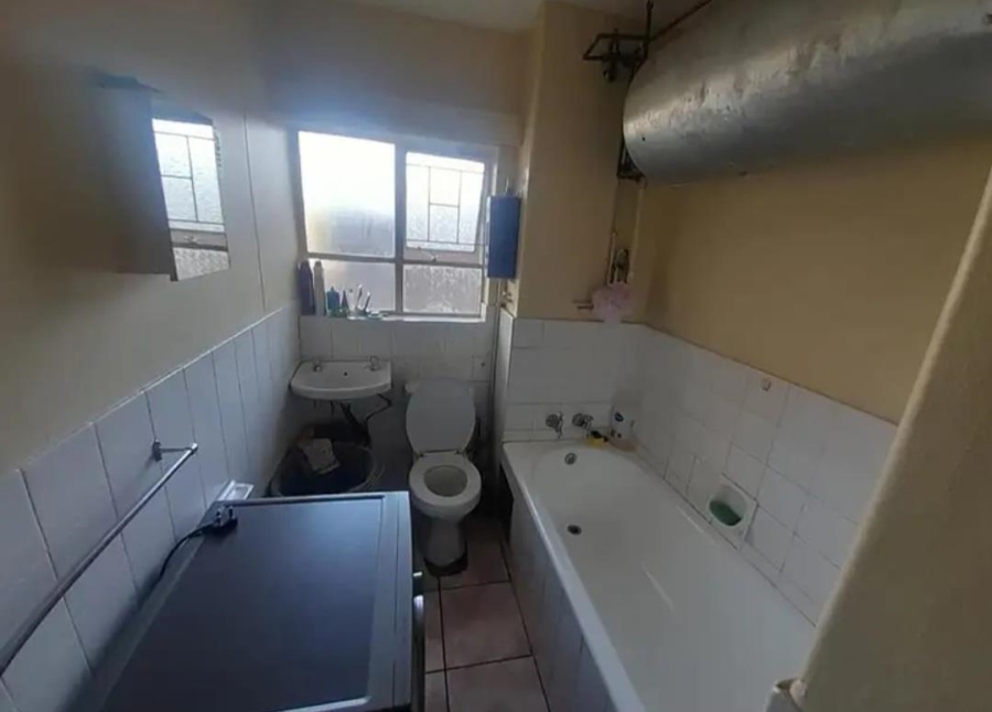 1 Bedroom Property for Sale in Sunnyside Gauteng