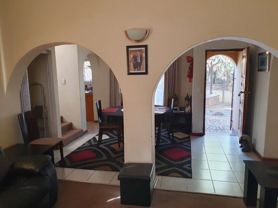 3 Bedroom Property for Sale in Glenvista Gauteng