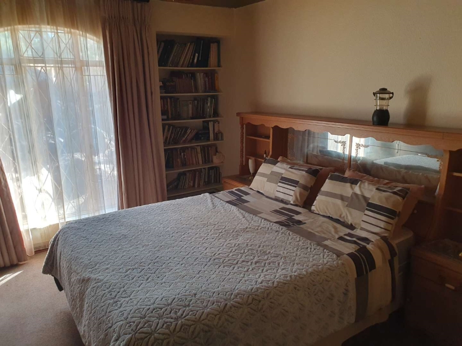 3 Bedroom Property for Sale in Glenvista Gauteng