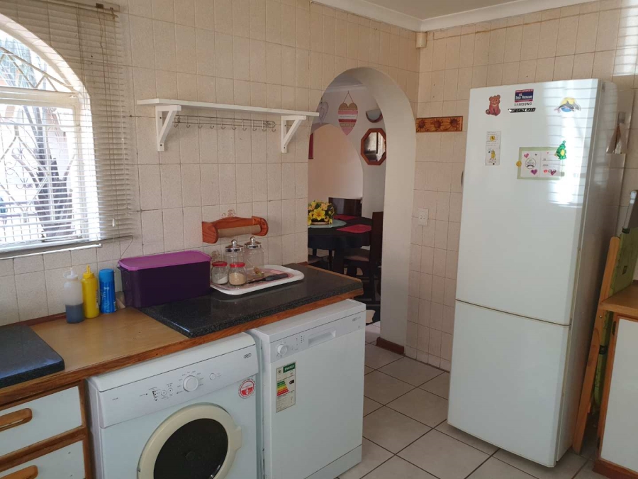 3 Bedroom Property for Sale in Glenvista Gauteng