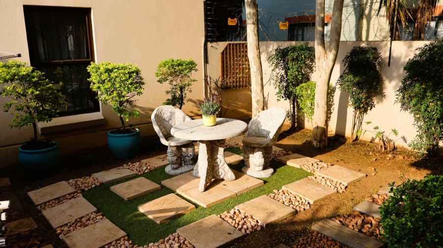 2 Bedroom Property for Sale in Riviera Gauteng