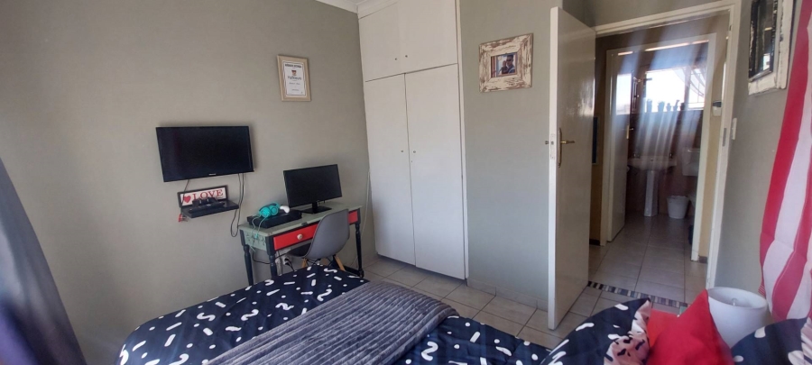 3 Bedroom Property for Sale in Mayberry Park Gauteng