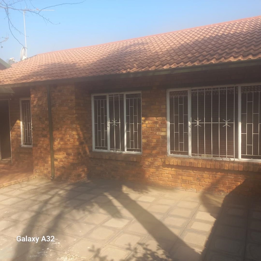 3 Bedroom Property for Sale in Terenure Gauteng