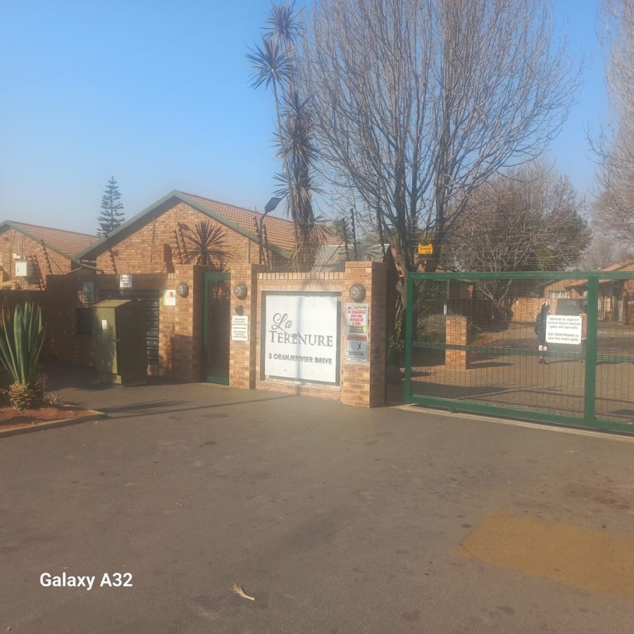 3 Bedroom Property for Sale in Terenure Gauteng