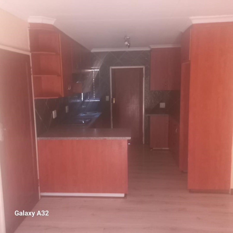 3 Bedroom Property for Sale in Terenure Gauteng