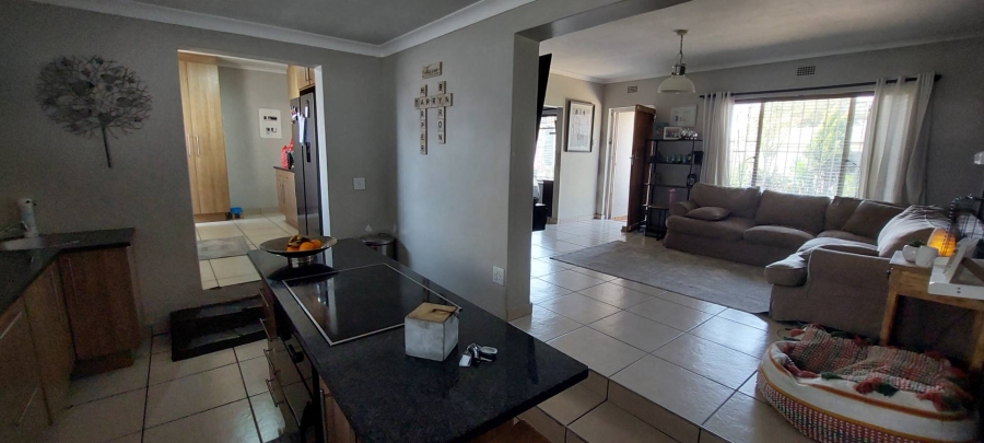 3 Bedroom Property for Sale in Verwoerdpark Gauteng