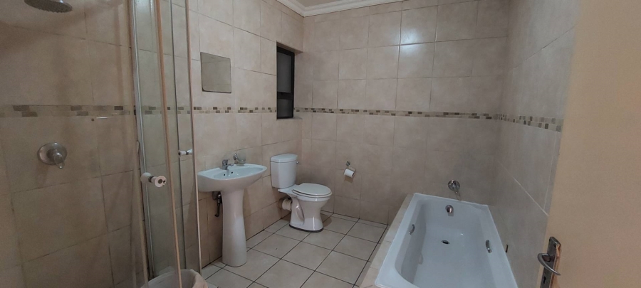 2 Bedroom Property for Sale in Alberton Gauteng