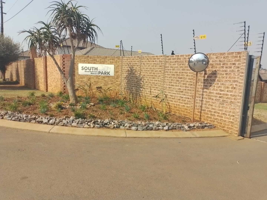 0 Bedroom Property for Sale in Clayville Gauteng