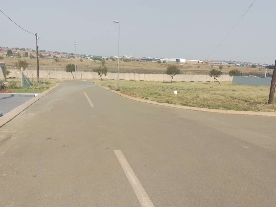 0 Bedroom Property for Sale in Clayville Gauteng