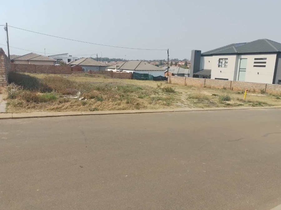 0 Bedroom Property for Sale in Clayville Gauteng