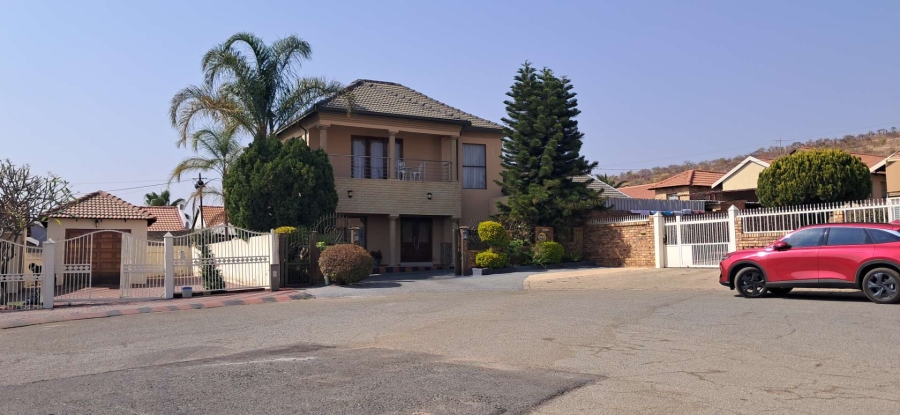 4 Bedroom Property for Sale in Morula View Gauteng