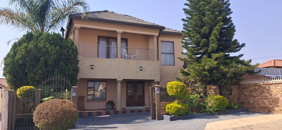 4 Bedroom Property for Sale in Morula View Gauteng