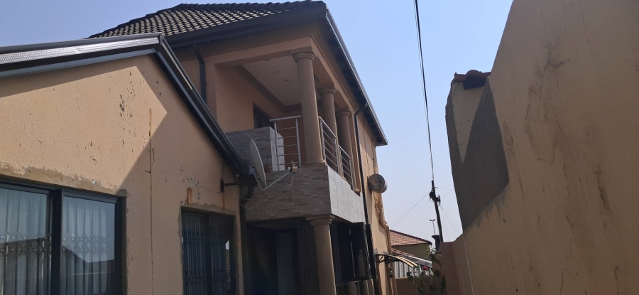 4 Bedroom Property for Sale in Morula View Gauteng