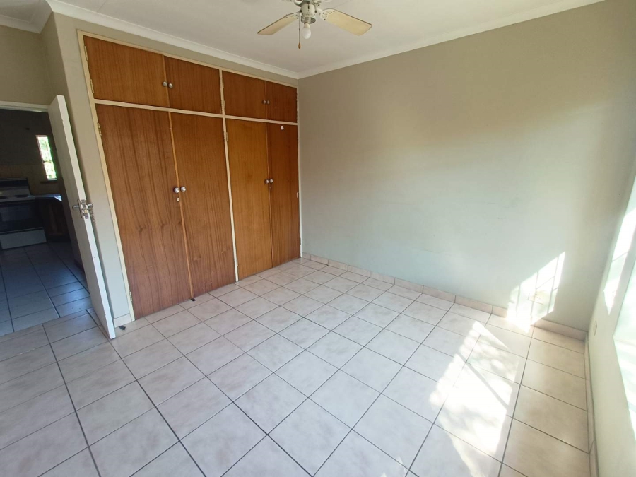 2 Bedroom Property for Sale in Zwartkop Gauteng