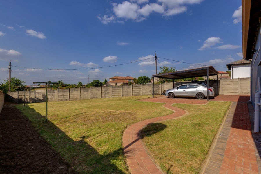 3 Bedroom Property for Sale in Cosmo City Gauteng